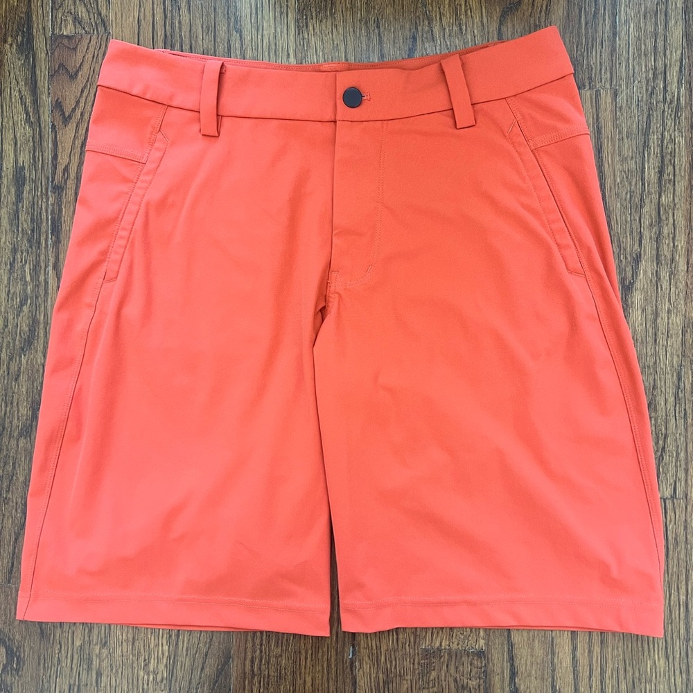 Lululemon Men’s Commission Shorts Size 32